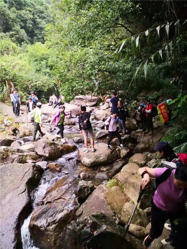 廣東博皓“博行天下戶外俱樂(lè)部”惠州大南山徒步之旅  -1