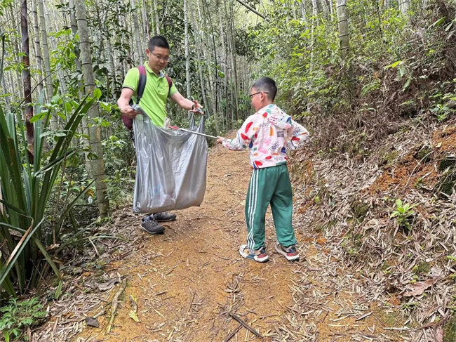 生命和綠色擁抱，人類與生態(tài)共存——2023年廣東博皓公益活動(dòng)   -2